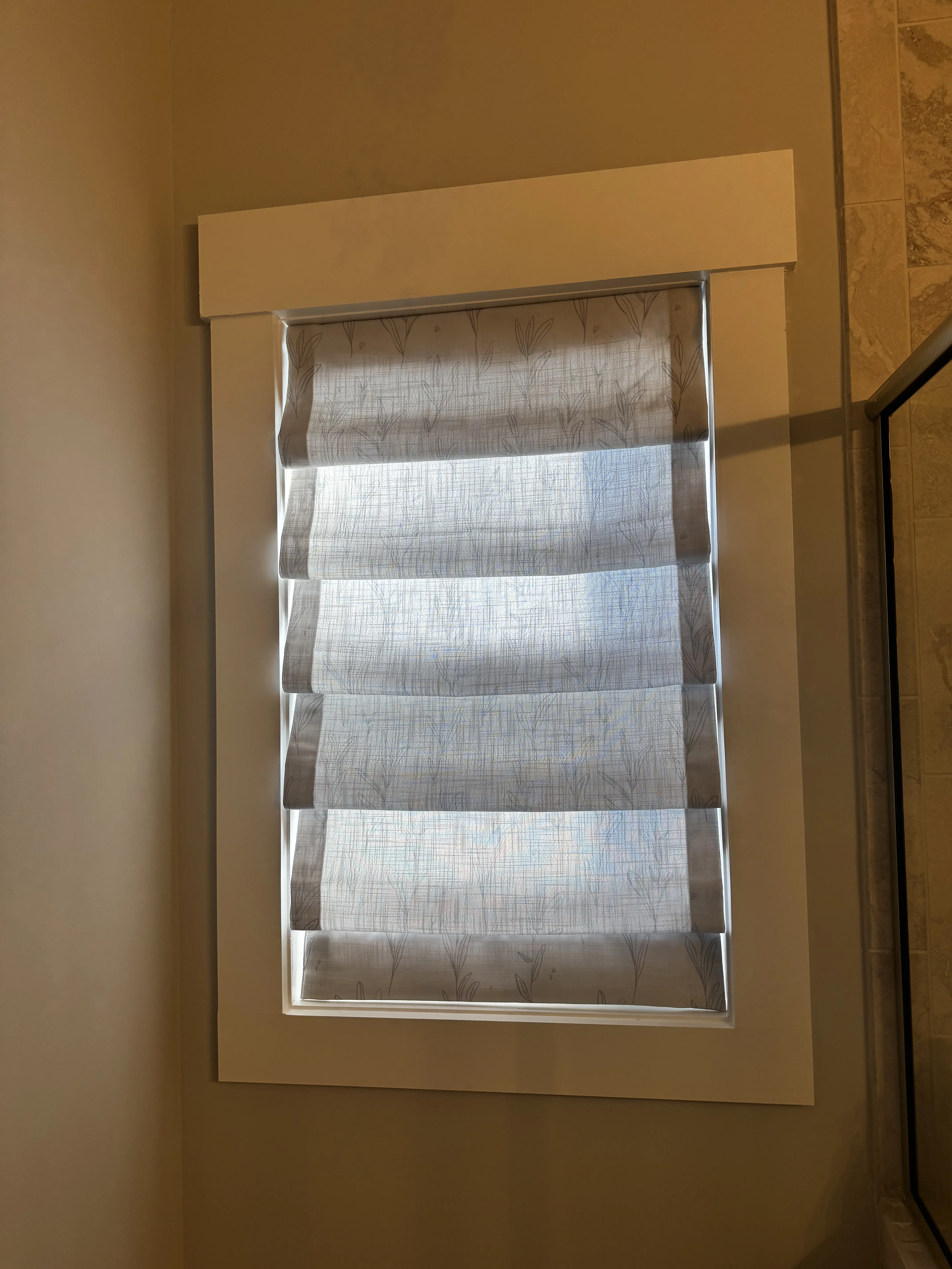 Roman Shades - image 6